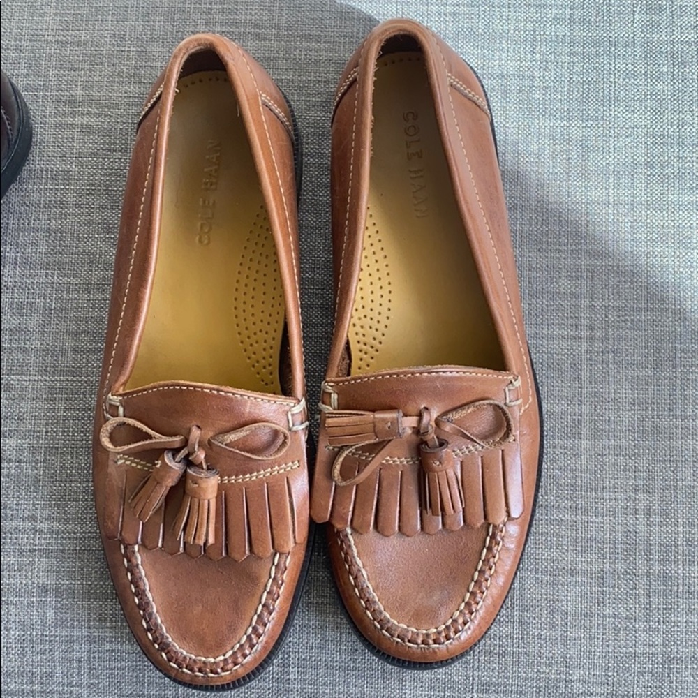 Cole Haan leather tassel loafer